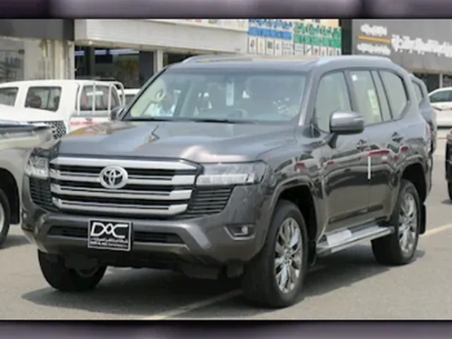 Photo of 2024 Toyota Land Cruiser GXR