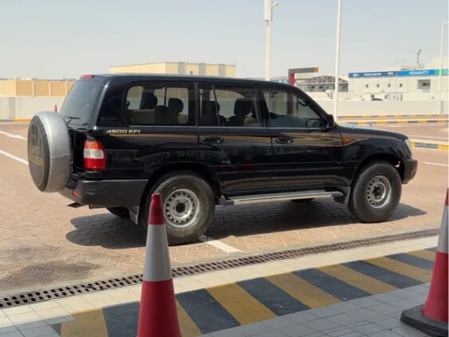 Photo of 2006 Toyota Land Cruiser GX