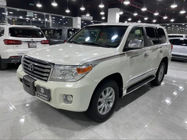 Photo of 2015 Toyota Land Cruiser GXR