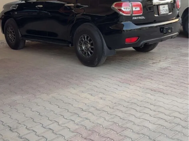 Photo of 2012 Nissan Patrol LE