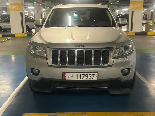 Photo of 2012 Jeep Grand Cherokee