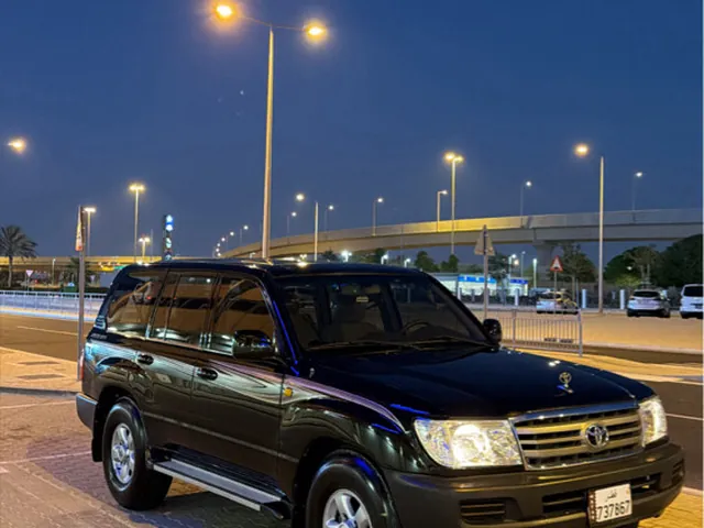 Photo of 2006 Toyota Land Cruiser GX