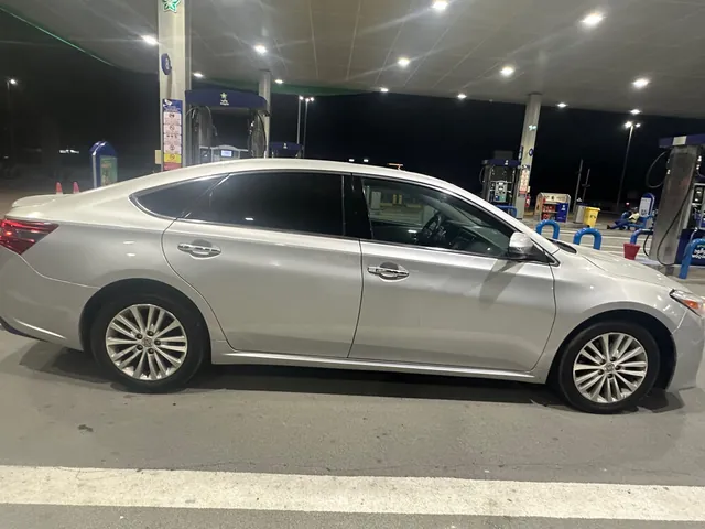 Photo of 2013 Toyota Avalon XL