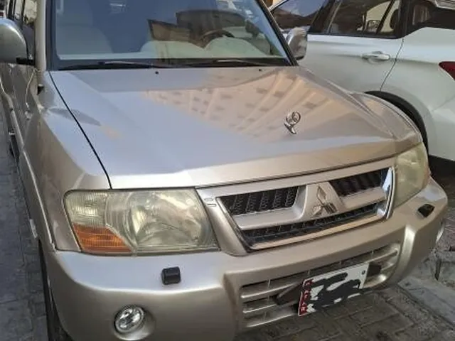 صورة 2006 ميتسوبيشي باجيرو