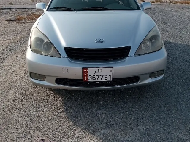 صورة 2004 لكزس ES 300