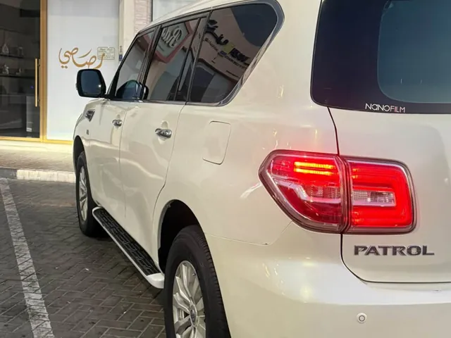 Photo of 2015 Nissan Patrol SE