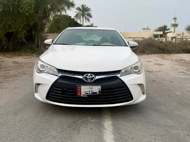 صورة 2016 تويوتا كامري GL