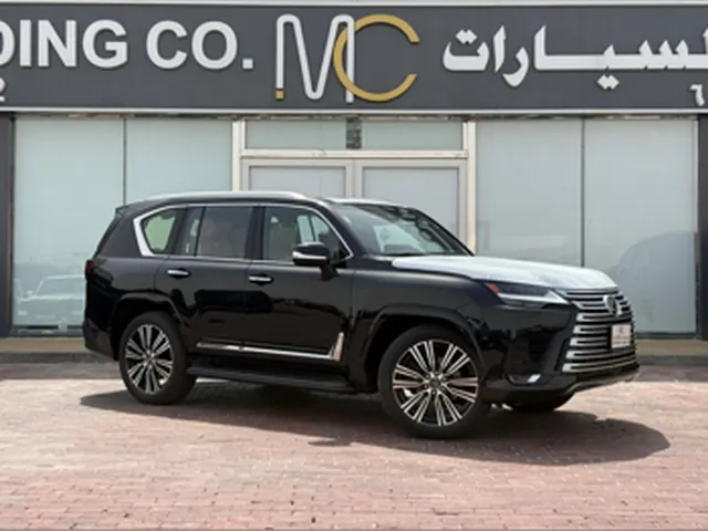 صورة 2026 لكزس LX 600 لكجري
