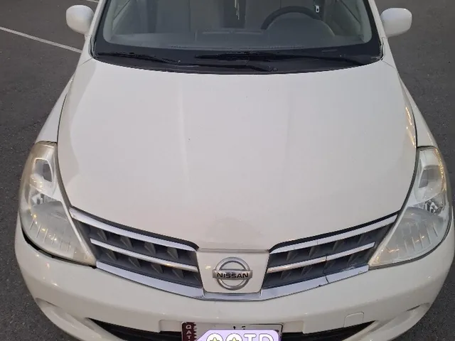 Photo of 2009 Nissan Tiida
