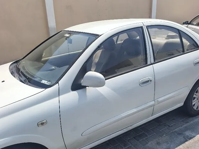 Photo of 2011 Nissan Sunny
