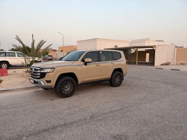 Photo of 2022 Toyota Land Cruiser GXR