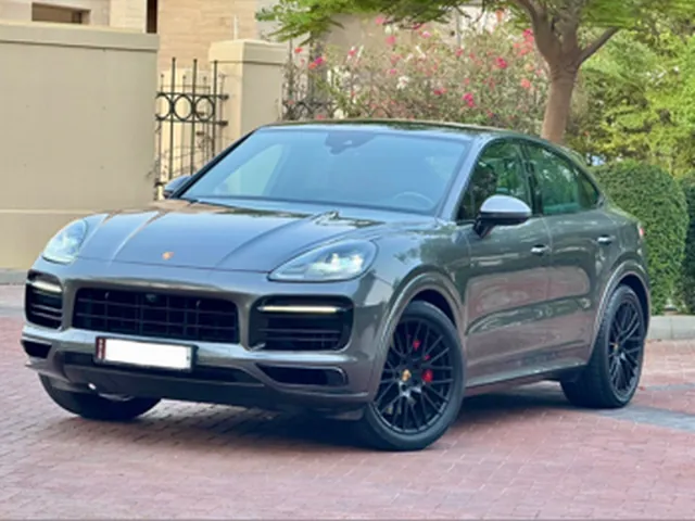 صورة 2022 بورش كايين GTS كوبيه