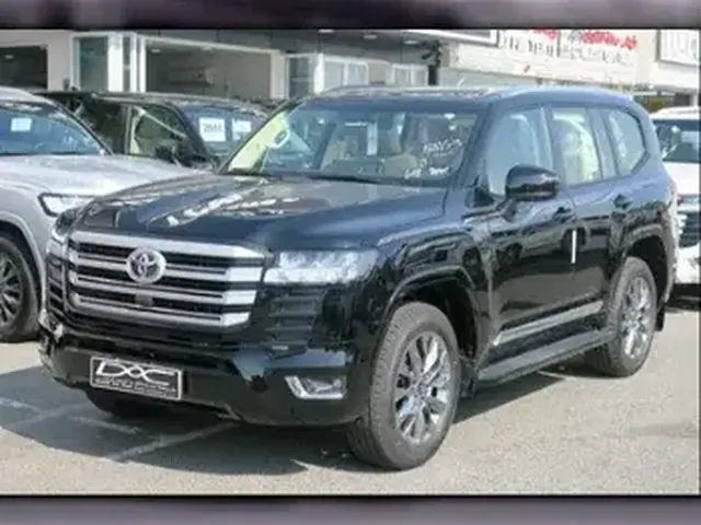 Photo of 2024 Toyota Land Cruiser GXR