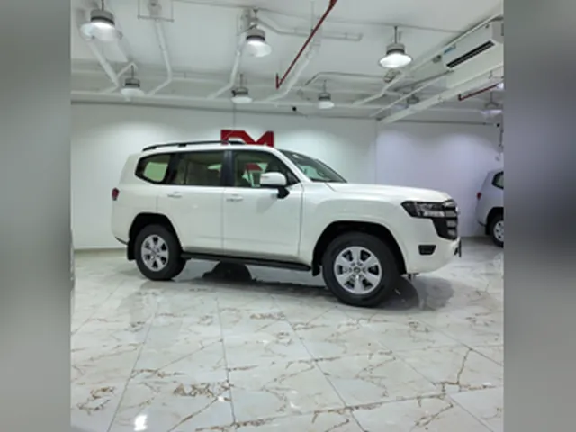 Photo of 2025 Toyota Land Cruiser GXR