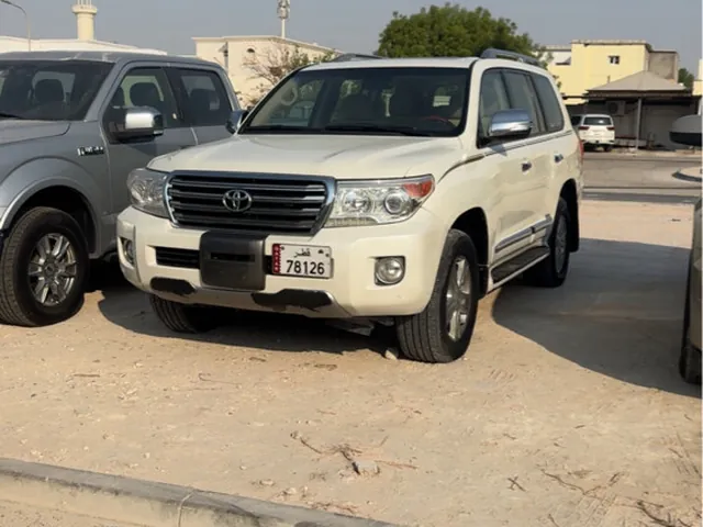 Photo of 2015 Toyota Land Cruiser GXR