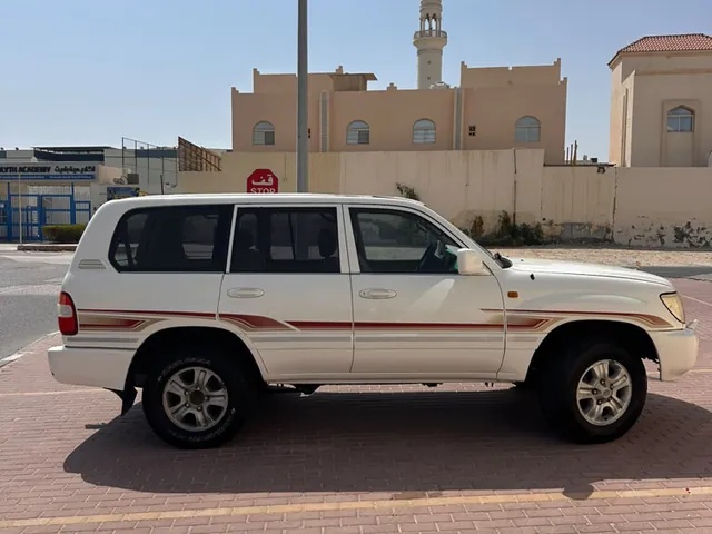 Photo of 2003 Toyota Land Cruiser GX