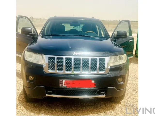 Photo of 2013 Jeep Grand Cherokee Overland