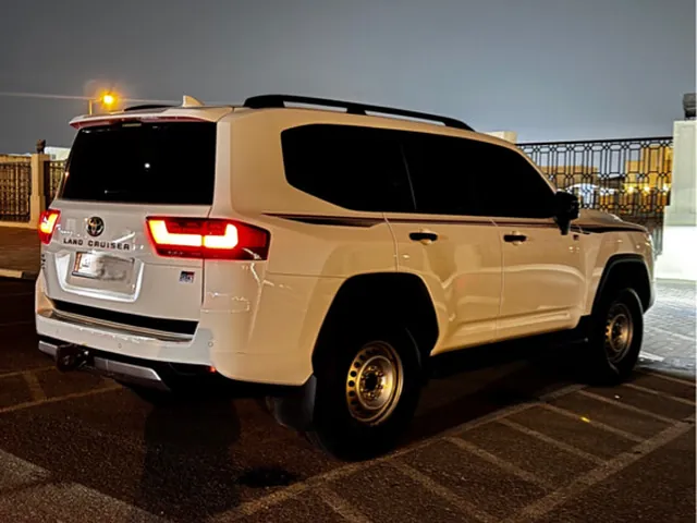Photo of 2023 Toyota Land Cruiser GR Sport