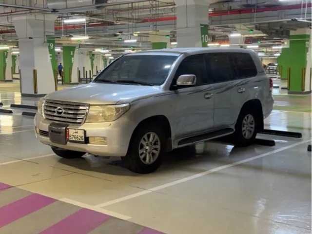 Photo of 2011 Toyota Land Cruiser GXR