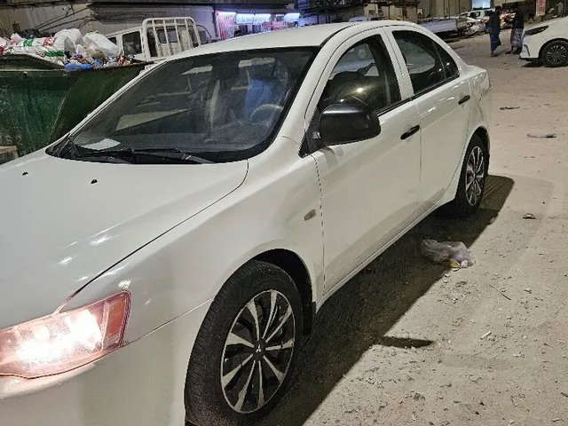 صورة 2008 ميتسوبيشي لانسر EX