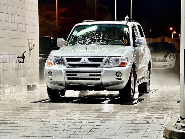 صورة 2006 ميتسوبيشي باجيرو 3.8