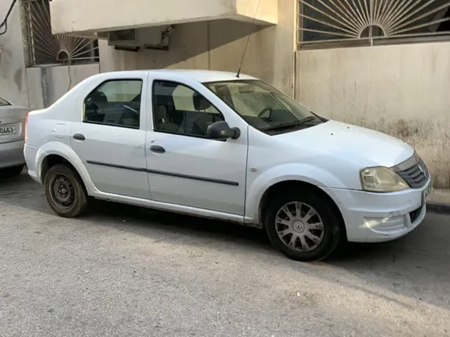 صورة 2013 رينو لوجان