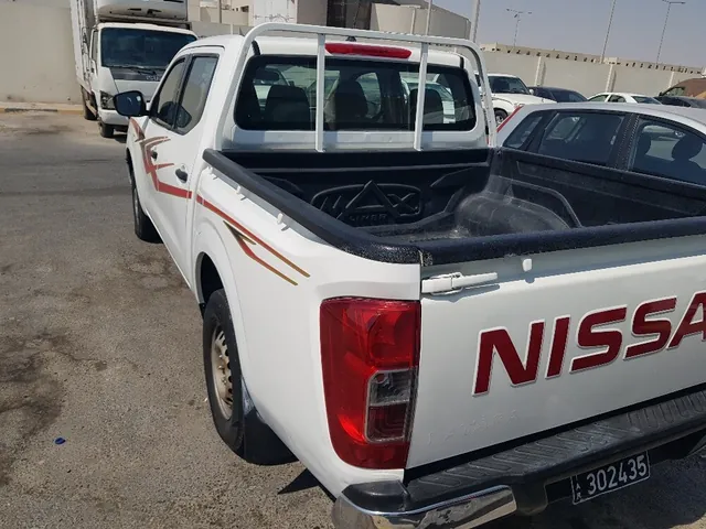 صورة 2016 نيسان نافارا SE