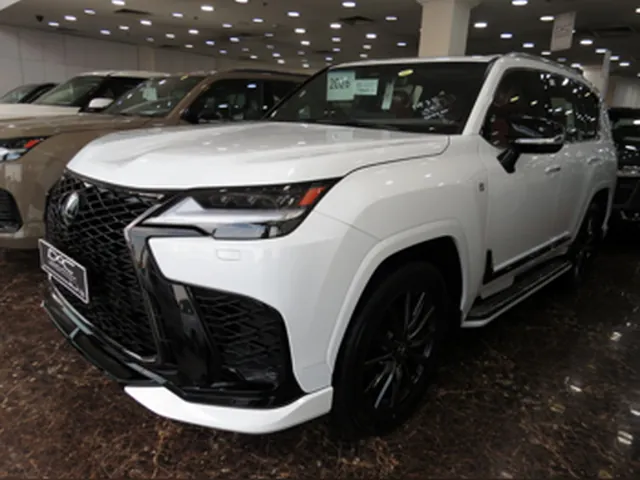 صورة 2026 لكزس LX 600 اف سبورت