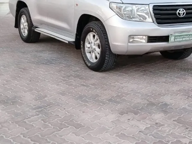Photo of 2010 Toyota Land Cruiser GX