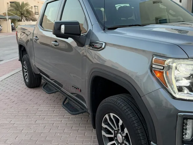 Photo of 2021 GMC Sierra 1500 AT4 CarbonPro