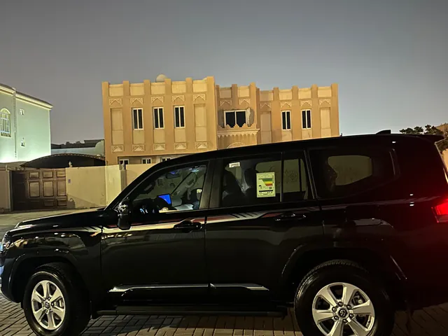 Photo of 2025 Toyota Land Cruiser GXR