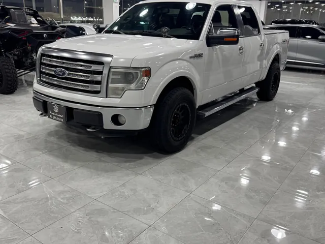Photo of 2014 Ford F-150 Lariat