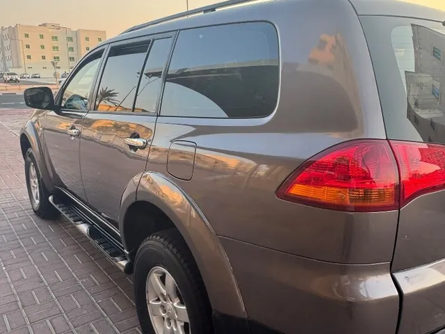 Photo of 2011 Mitsubishi Pajero Sport