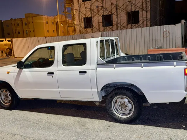 Photo of 2006 Nissan Pickup