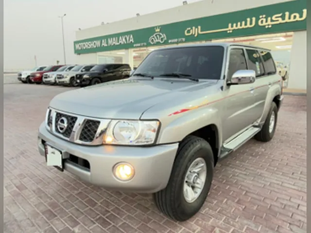 صورة 2024 نيسان باترول سفاري