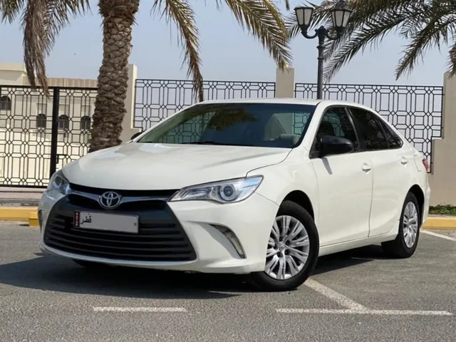 صورة 2016 تويوتا كامري GLE
