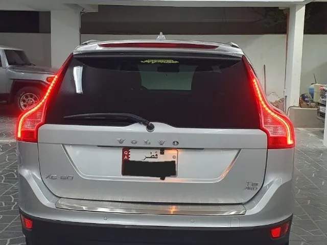 صورة 2012 فولفو XC60