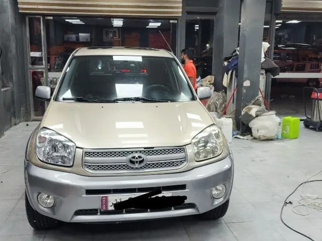 Photo of 2005 Toyota RAV4