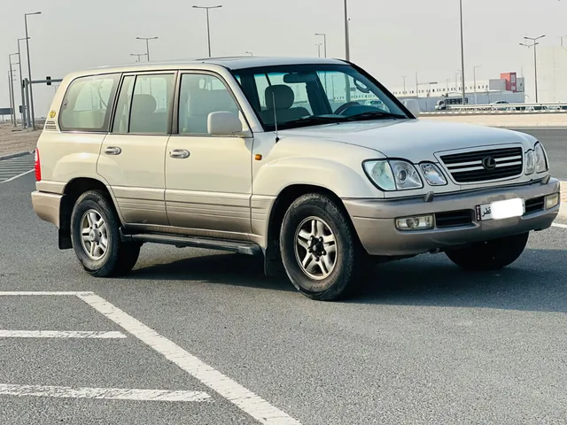 صورة 2000 لكزس LX 470