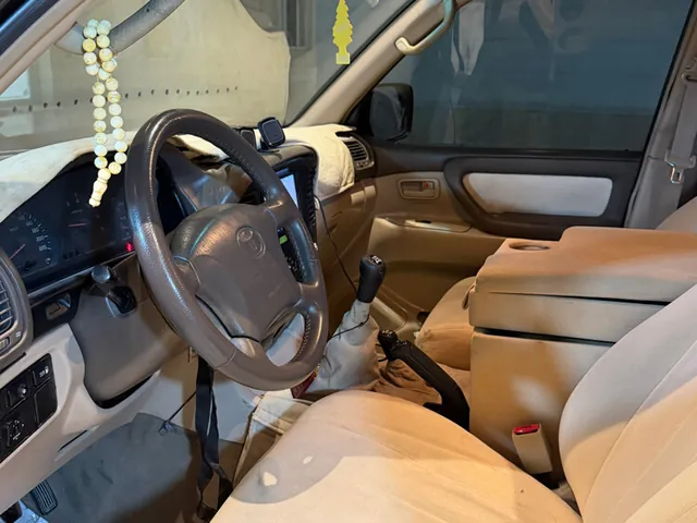 Photo of 1999 Toyota Land Cruiser GXR