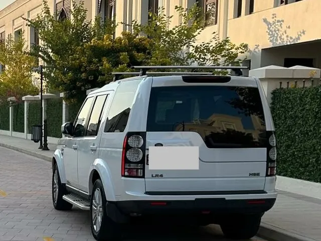 Photo of 2015 Land Rover Discovery