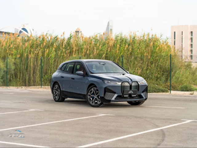 صورة 2024 بي إم دبليو iX xDrive40