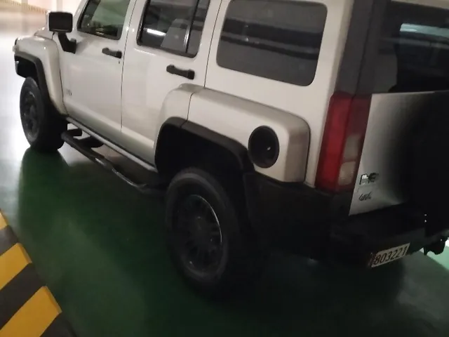 Photo of 2009 Hummer H3