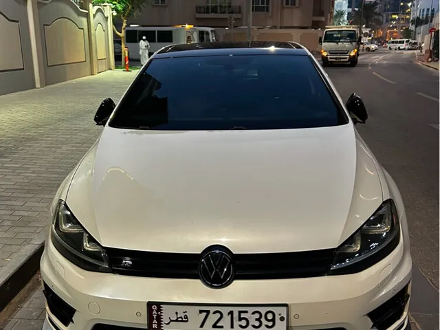 Photo of 2015 Volkswagen Golf R