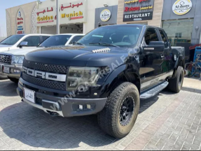 صورة 2014 فورد F-150 SVT رابتر