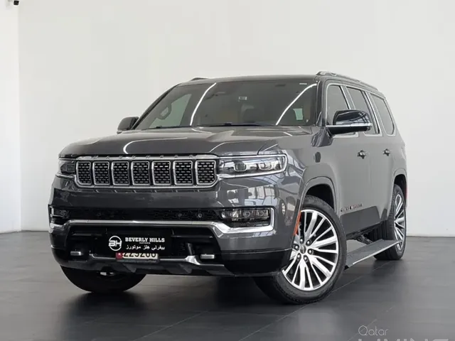 Photo of 2023 Jeep Grand Wagoneer