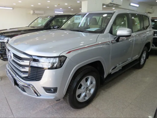 Photo of 2026 Toyota Land Cruiser GXR