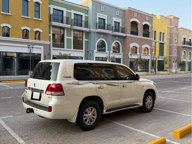 Photo of 2011 Toyota Land Cruiser GXR
