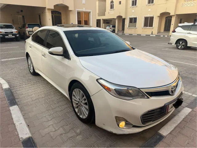 Photo of 2013 Toyota Avalon Limited