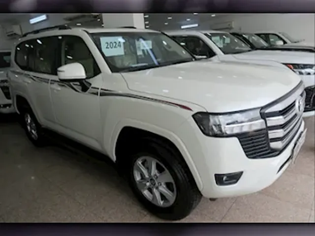 Photo of 2024 Toyota Land Cruiser GXR